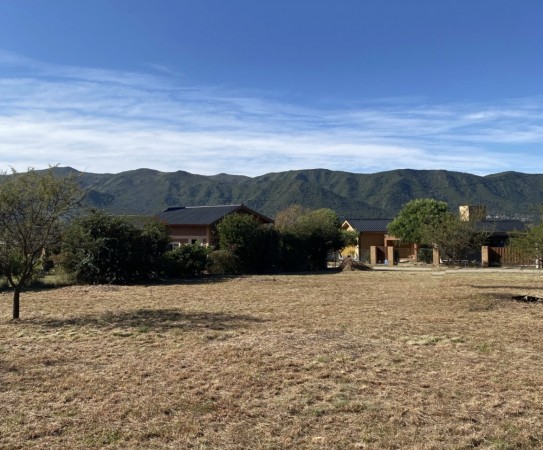 Lote en campiña serena