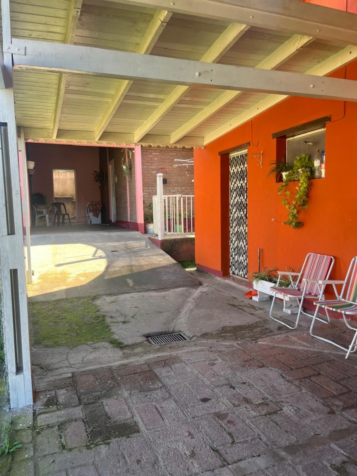 casa mas dos departamentos con vista a las sierras 