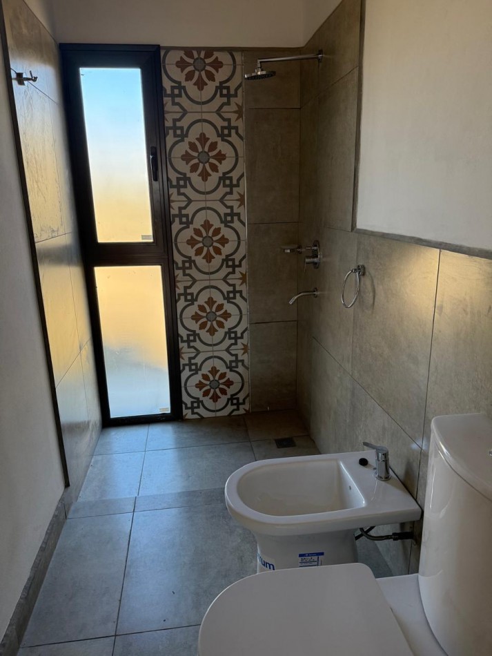 2 CHALET A ESTRENAR