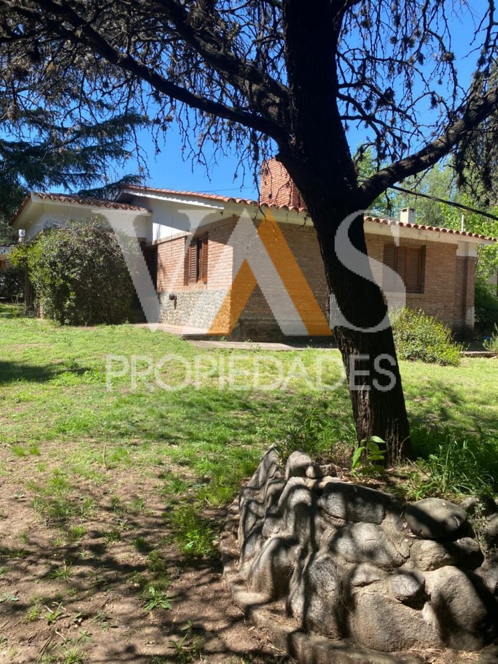 CASA EN B" GOMEZ 