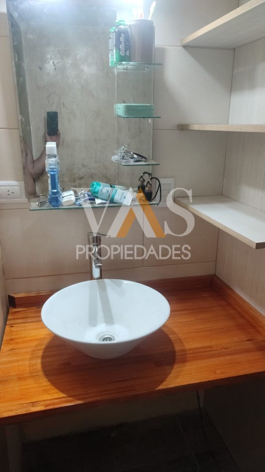 2 DEPARTAMENTOS / 3 LOCALES 