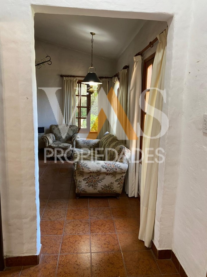 CASA EN B" GOMEZ 